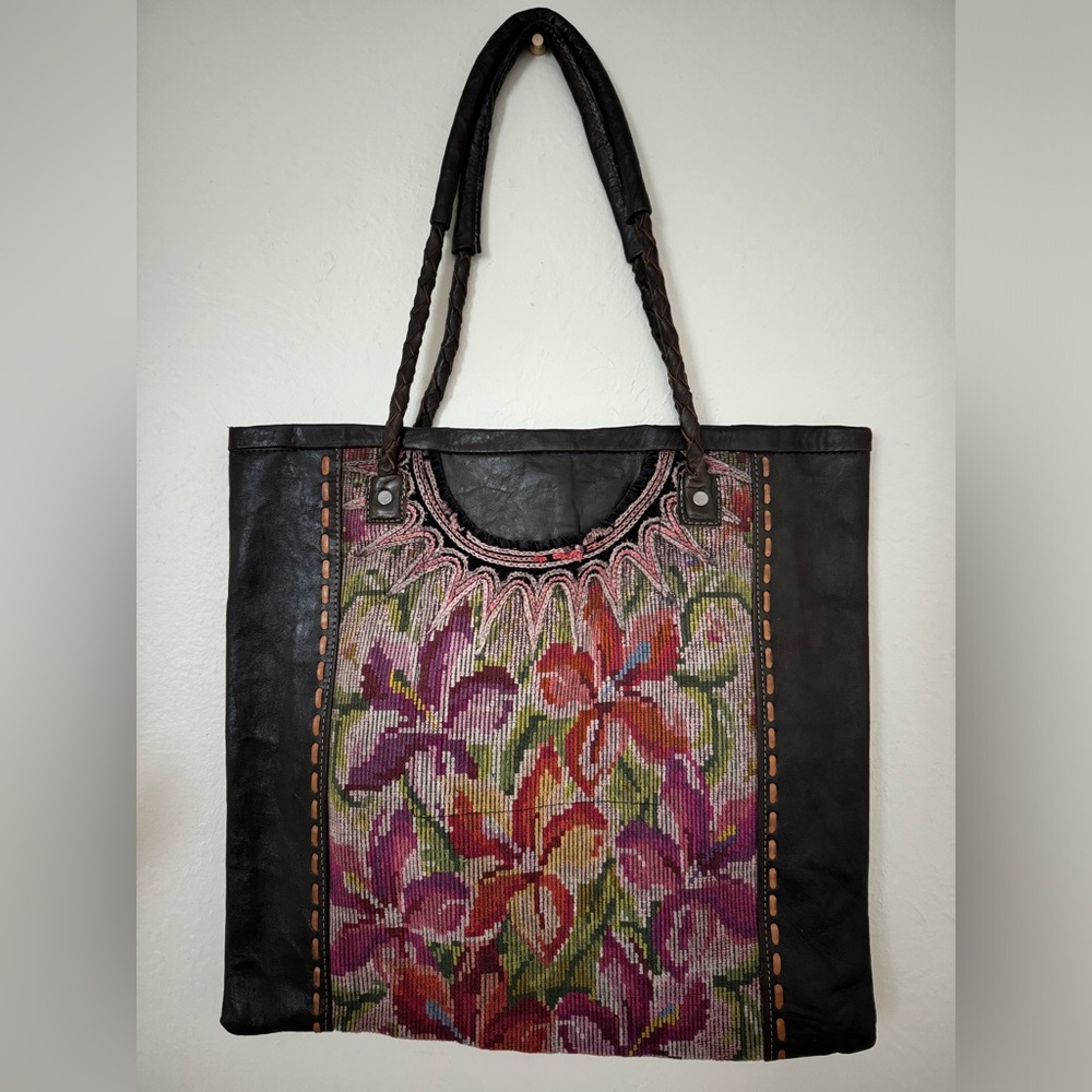 Ladies altiplano embroidered tote bag